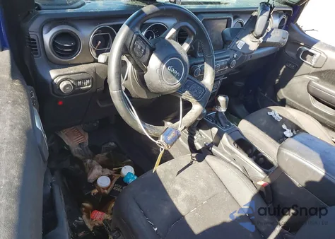 2020 Jeep Wrangler Unlimited Sport z USA, uszkodzony, nr VIN 1C4HJXDG7LW333250